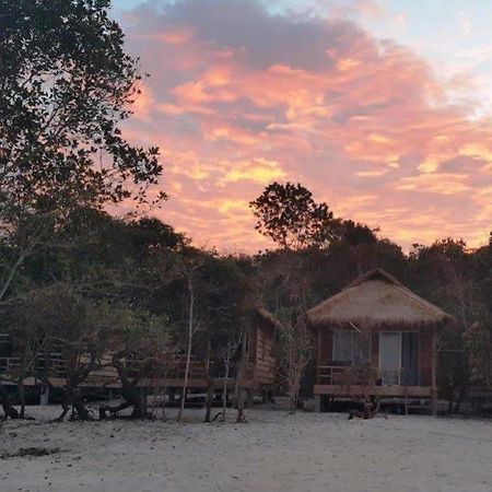 Natural Island Bungalows Koh Rong Sanloem Exterior foto